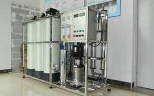 反滲透供水設(shè)備